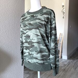 NWT Splendid Camo Crew Neck Long Sleeve XS Top Pullover Military Army Sweatshirt
